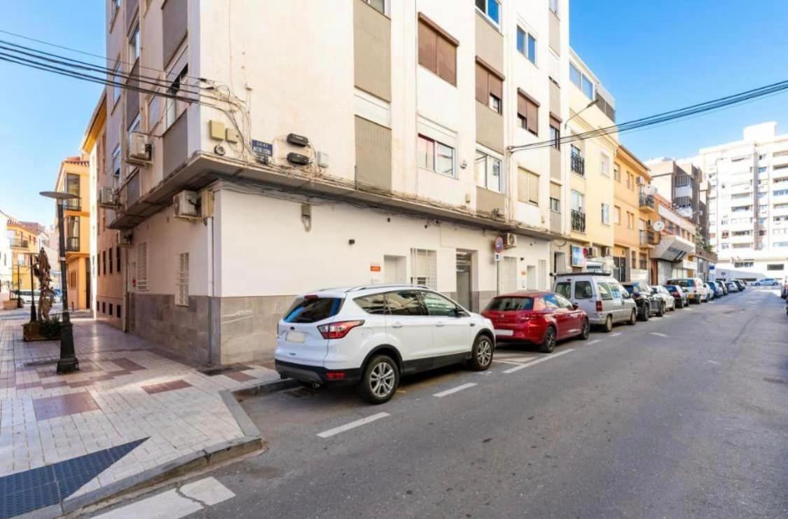 Vialia Apartamentos Suites Málaga Exterior foto